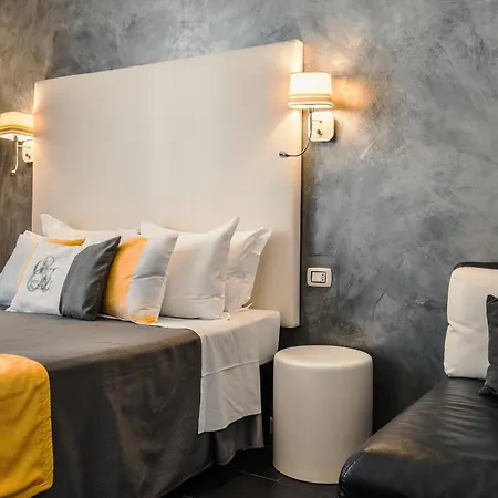 Grey&white 4*