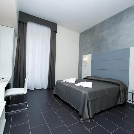 Grey&white 4* روما