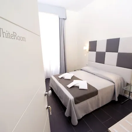 Grey&white بيت ضيافة