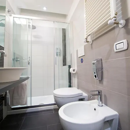 בית הארחה Grey&white