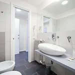 Grey&White Guest house Rome