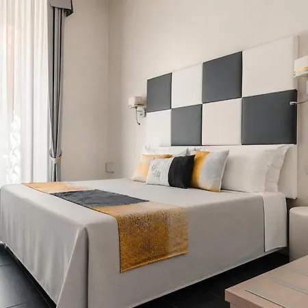 Casa de hóspedes Grey&white 4*